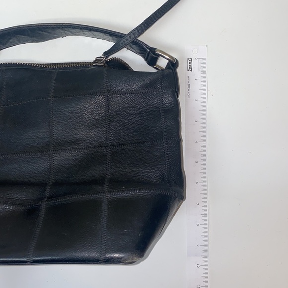 Vintage Chanel Purse - Picture 13 of 16